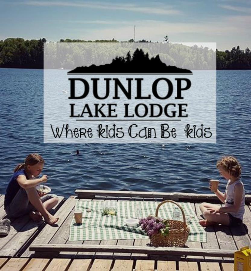 Elliot Lake Dunlop Lake Lodge מראה חיצוני תמונה